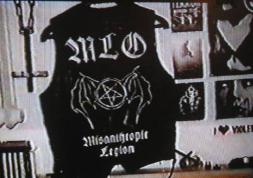 remera%20satanista.jpg